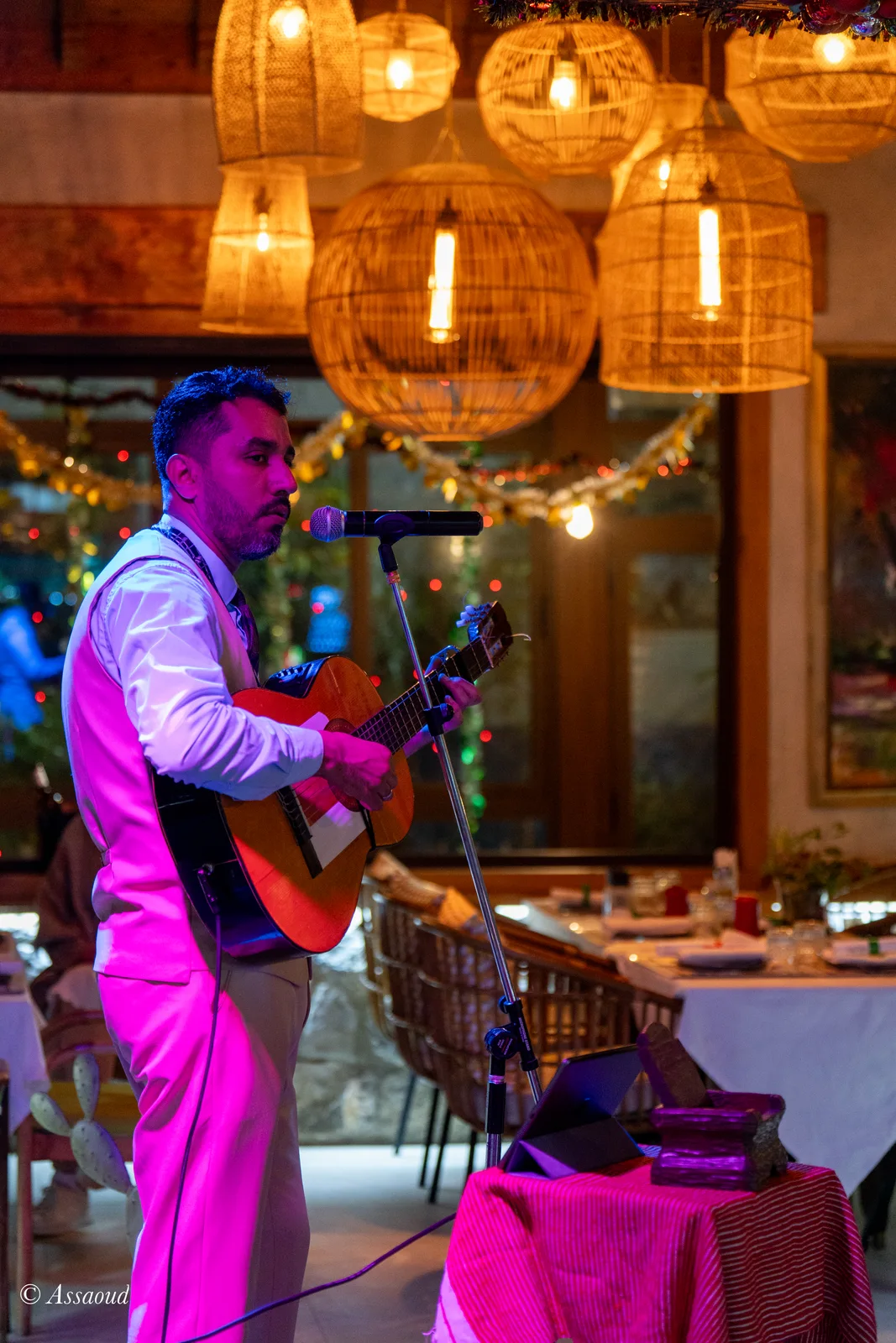 Servicio de cena en el rooftop de Triana durante la Nochevieja 2025